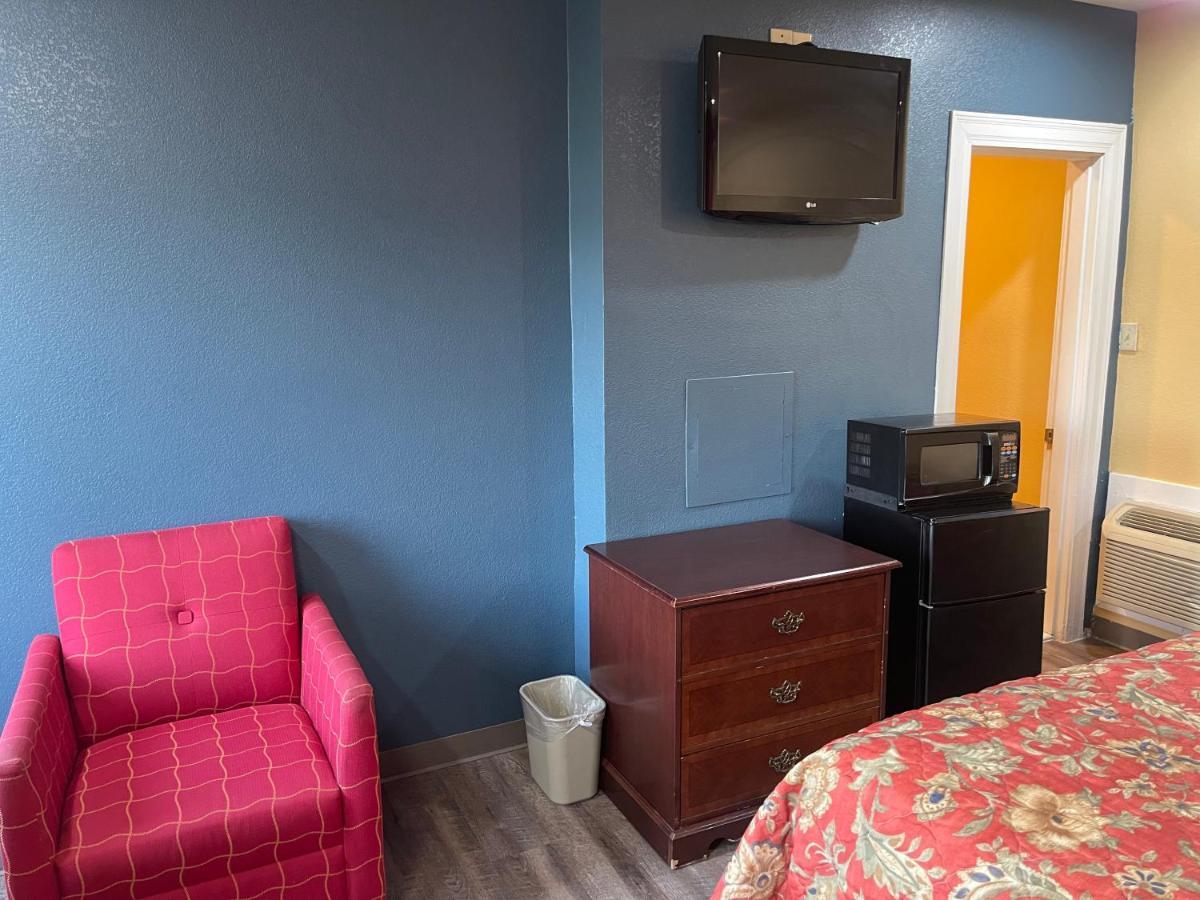 Kenwood Court Motel Wilson Extérieur photo